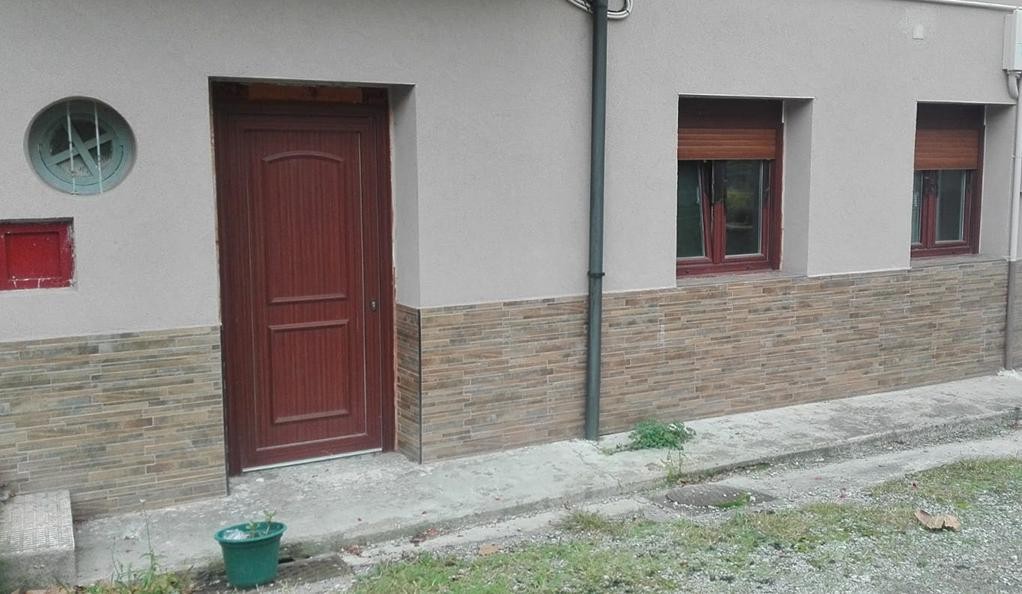 Aste honetan itxiko da Ereñotzuko denda hartzeko eskaerak egiteko epea