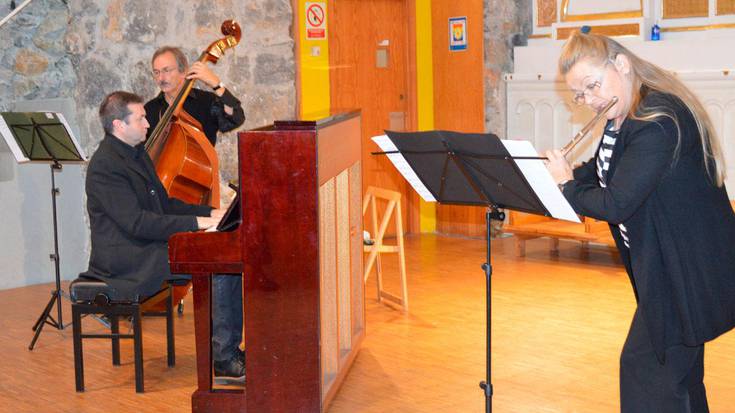 Poloniarrek festa, Chopinekin