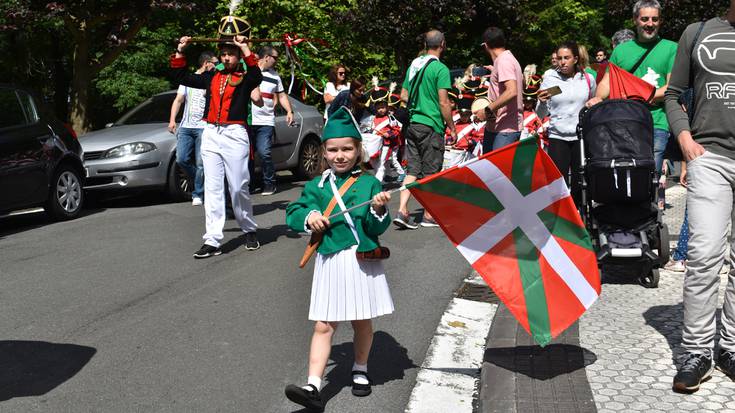 Haur eta helduen danborraden entsegua, hilaren 16an Etxeberrin