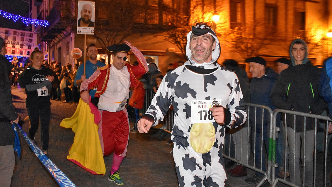 San Silbestrerako, izenematea zabalik