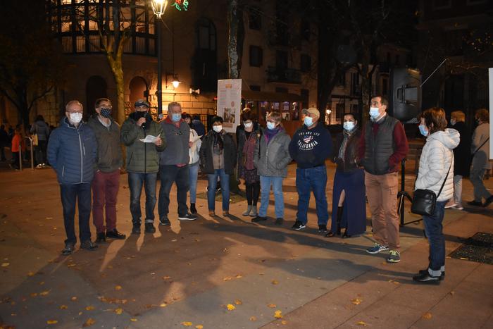 Plaza Berrin, solidaritatea sustatuz