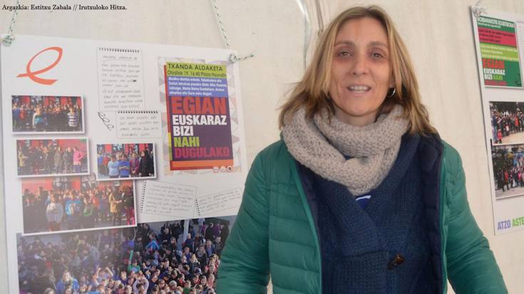 «Gakoa da irribarre batekin egitea euskeraz»