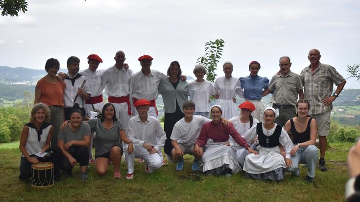 Festarako aukera paregabea, Santio Mendiko jaietan eta San Roke eguneko ospakizunetan
