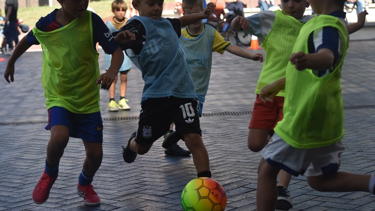 Aiotzategiko Jaiak: Kaleko futbolariak protagonista, festen azkeneko goizean