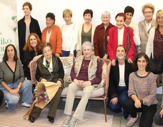 'Gure herriko señorak' Erriberan, martxoko agendari hasiera emateko