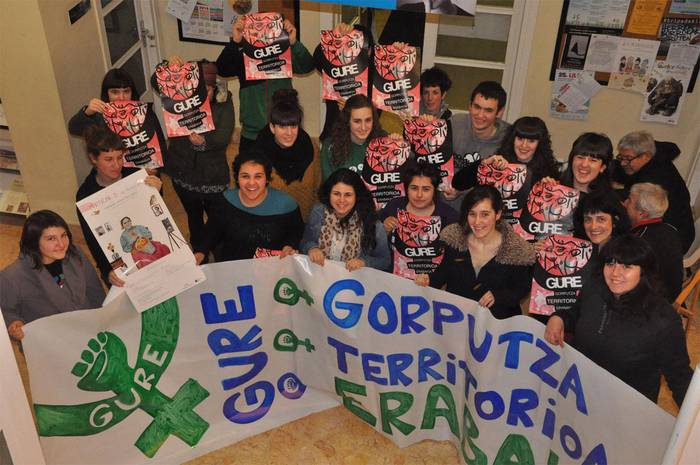 Marijira, triki-poteoa eta bazkaria gaur, Emakumearen Eguna ospatzeko