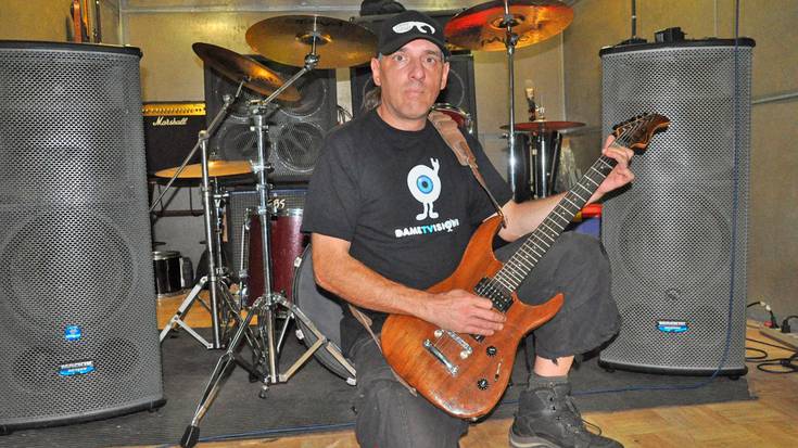 ‘Rock itsuak’ jarriko du musika, gaur