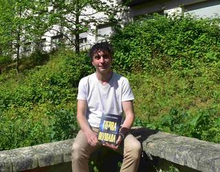 Luisma Corral: «Etengabe imaginatzen ari naizen istorioak kontatu nahi ditut»