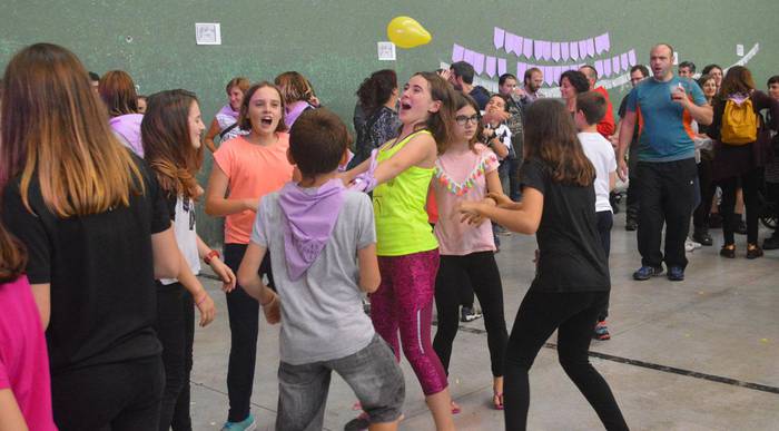 Ikasturtea agurtzeko festa, giro alaiean