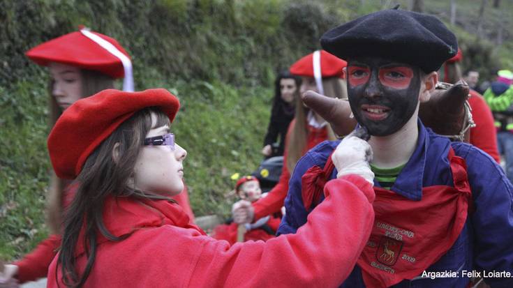 Kontun Eguna ere, festa giroan joanen da