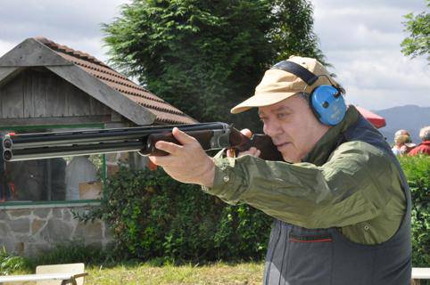 J. Ignacio Unanue onena, 25etik 24 plater botata