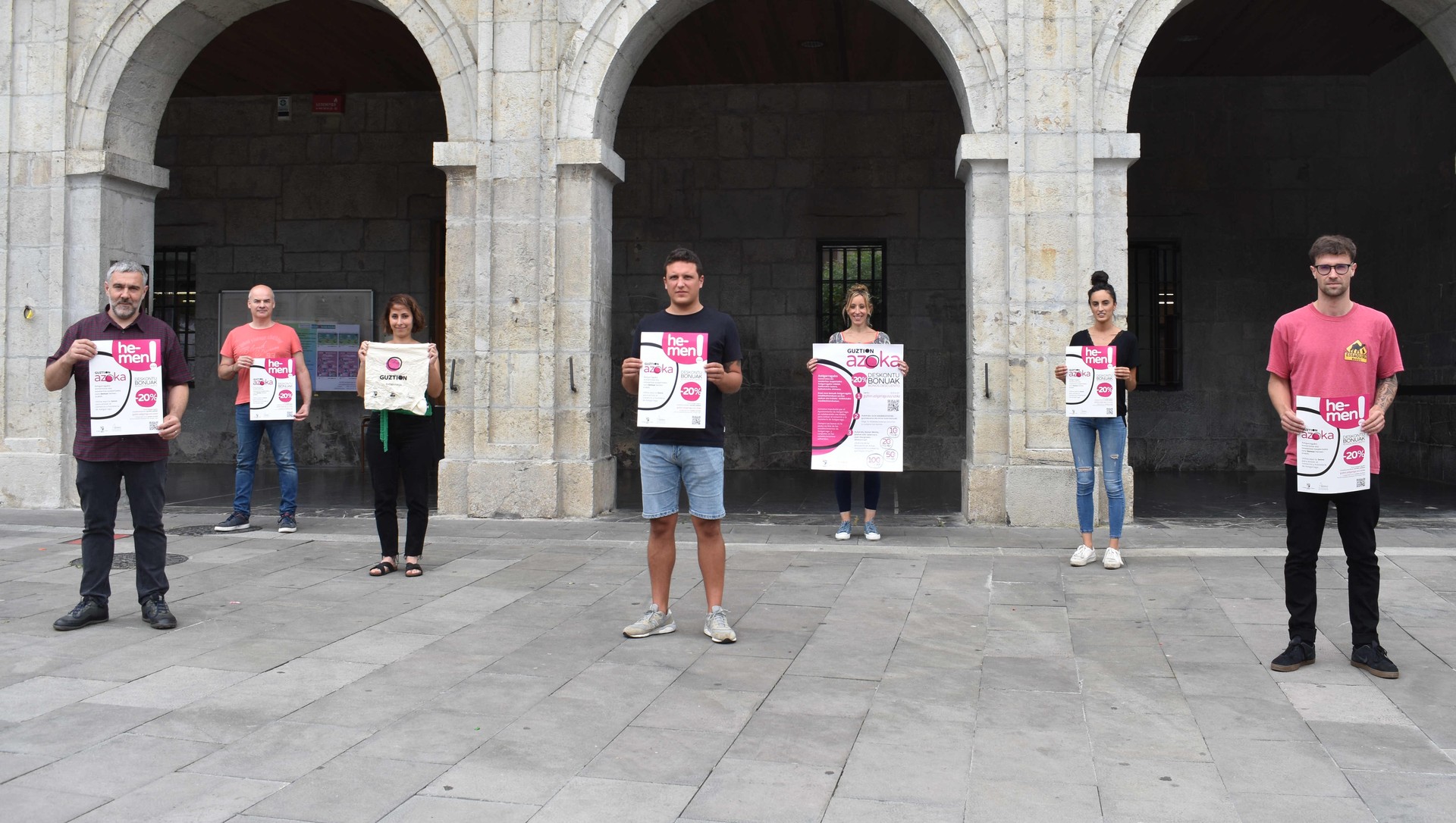 Dagoeneko erosi daitezke %20ko deskontua duten bonoak, herriko establezimenduetan erabiltzeko
