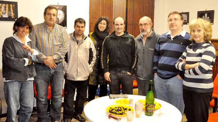 Euskal Herriko argazkilarien harremanak sendotzeko asmoz, Topaketa gaur