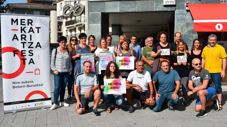 Herrien bizigarri direla erakusteko festa egingo dute ostiralean merkatari txikiek