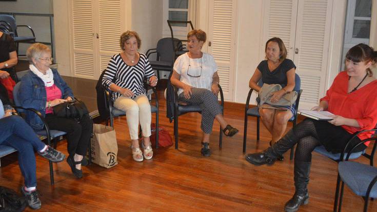 Irati Jimenez idazlearekin solasean, ikasturtea hasteko