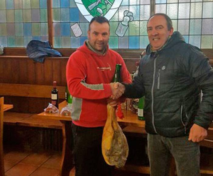 Urtzi Oiarbide txapeldun Arkalen,  25 plateretik bi bakarrik huts eginda