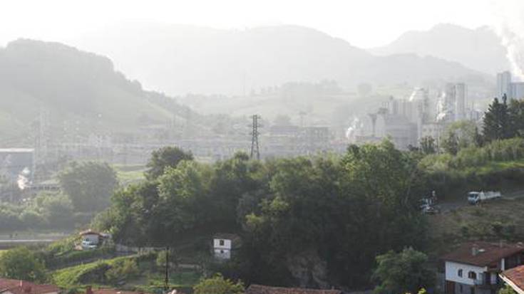 Santa Barbaratik Portura dijoan aireko argindar linea kentzen hasiko dira bihar