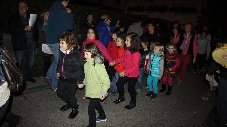 ‘Euskararen kate hautsiak’ liburua aurkeztuko du Anautek