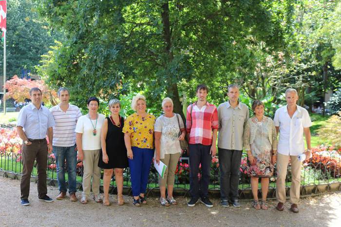 «Etxeko Laguntza Zerbitzuaren finantziazioa  murriztu du Aldundiak zerbitzua arriskuan jarriz»
