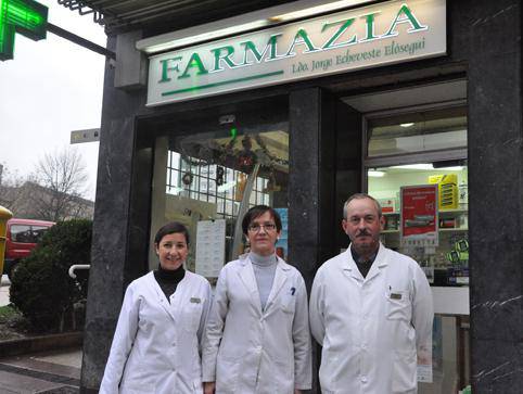 Etxebeste farmaziak 
erantzungo die, gaueko urgentziei