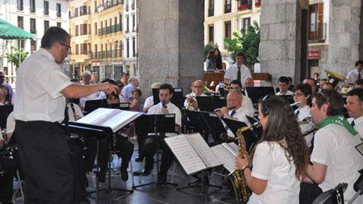 Despedida kutsuko kontzertua, Musika Bandaren eskutik