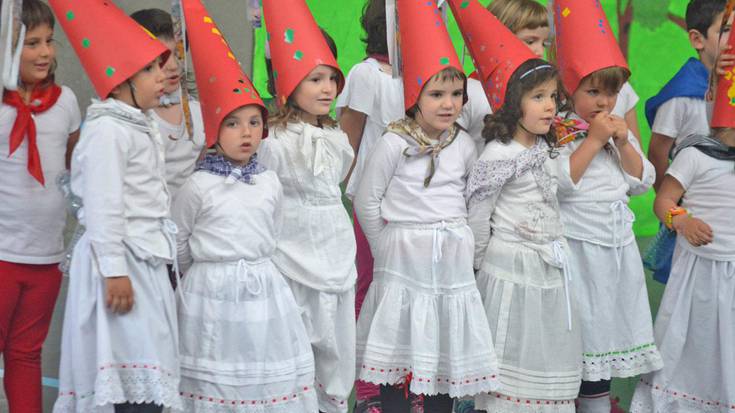 Gazte Olinpiadak, herri kirolak eta bertsoak, egun haundiaren iragarle