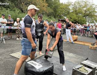 San Inazio festa, Santa Barbaran: Herri-kirolak eta bertsolariak