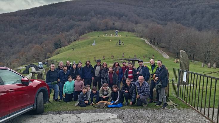 Asteburu polita Portuko auzokideek, harri eta babarrun artean