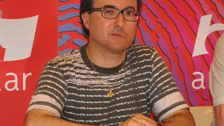 Ernesto Merino hernaniarra Gasteizko 
parlamentuko kide, irailetik aurrera
