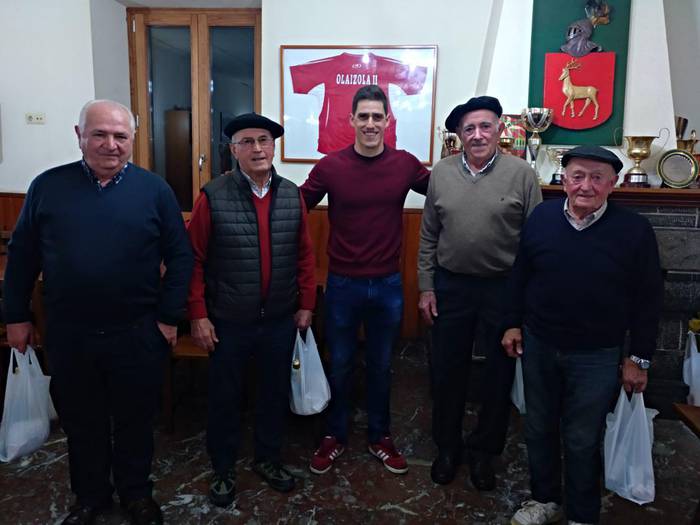 San Martin egunean gaur, Plazan Dantzak eta Patxuko Nice taldea