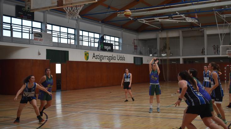 Saskibaloi partidua gaur, kiroldegian