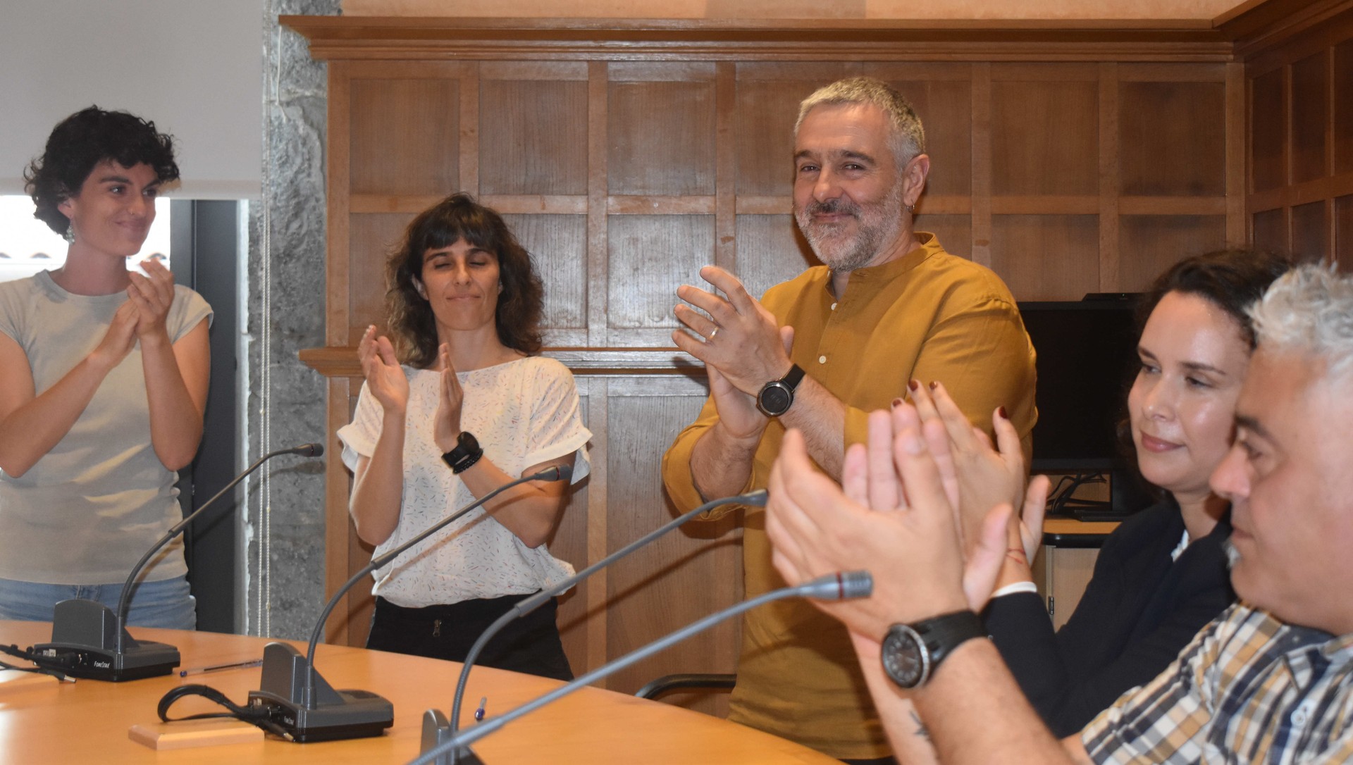 Lanean «zintzo» jarraitzeko promesarekin, alkatetza berritu du Xabier Urdangarinek lau urterako