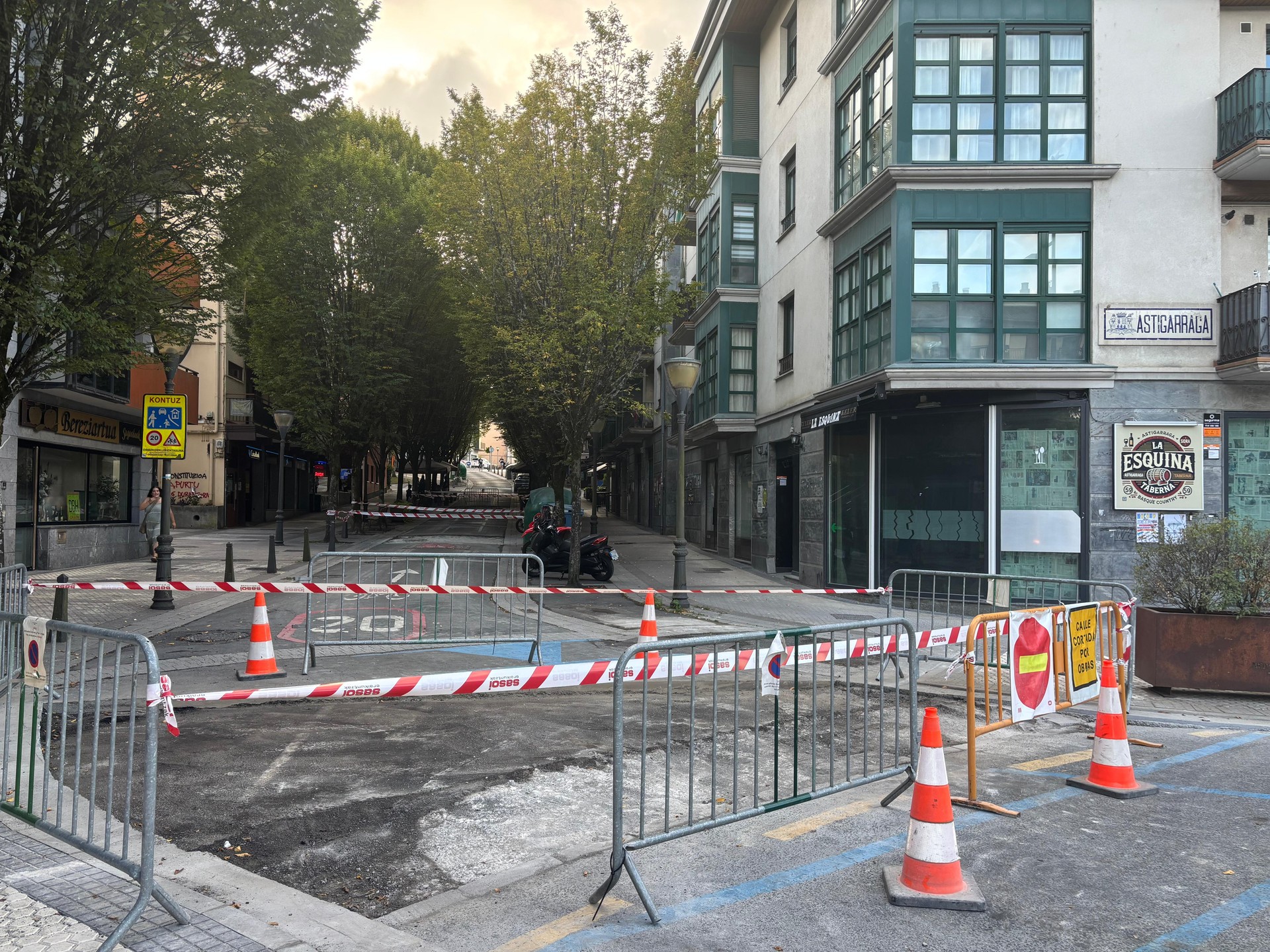EAJk salatu du Kale Nagusiko lanen «aurreikuspen faltak sortutako kaosa»