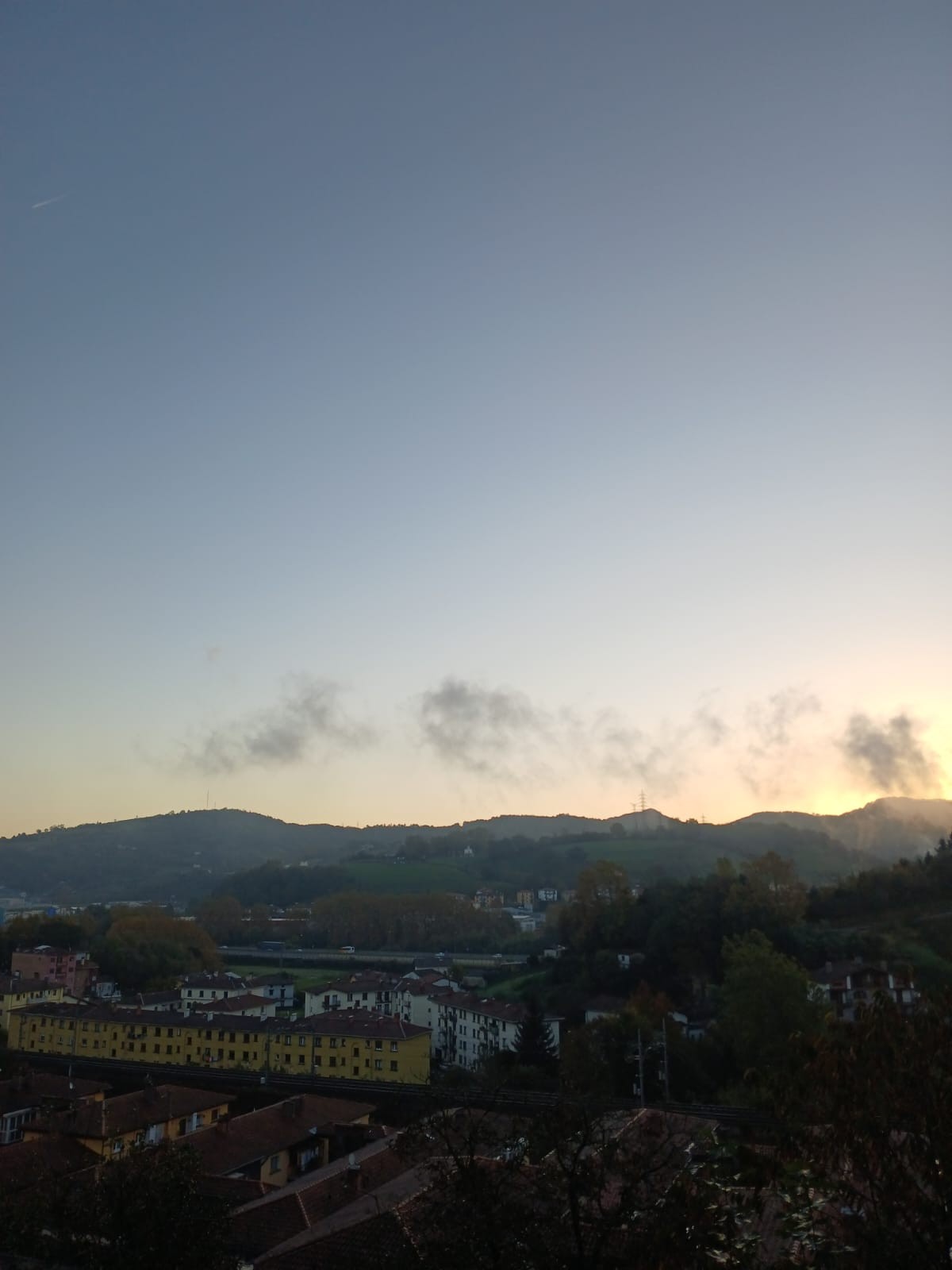 Haize bizia, gaur