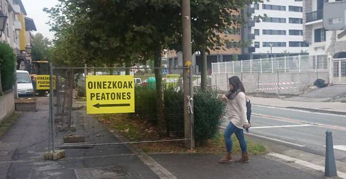 Tranbia ibilbideko obrei buruz hitz egiteko, bilera etzi