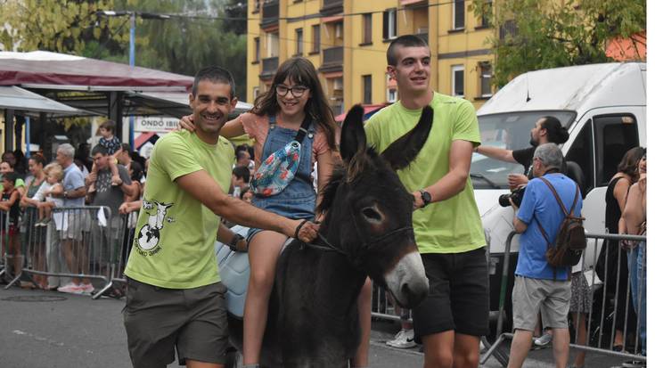 Goizean sagardo dastaketa eta arratsaldean herri kirolak, Portuko Jaien azken egunean