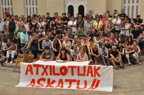 «Atxiloketa hauekin gatazka luzatzea besterik ez da lortzen; jendeak ezin ditu ulertu»