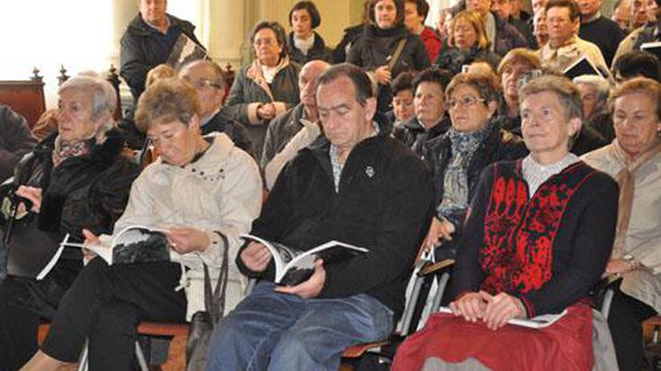 Herritar mordoa, urte honetako pasadizo 
eta bizipenen urtekaria eskuratzeko gogoz