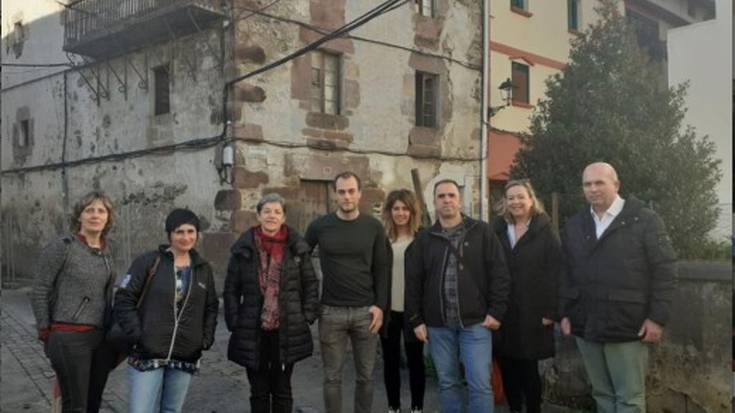 Udal eraikinei  buruzko batzarra bihar, ganbaran