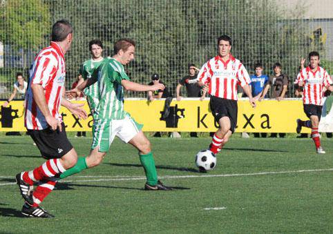 Hernanik lehenengo garaipena lortu zuen atzo, Pasajesi 4-2 irabazita
