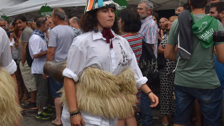 Bukatu dira Astigarragako Santioak, Santa Anako festa jendetsuarekin