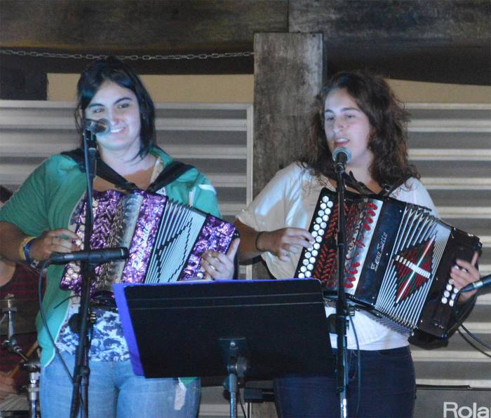 Kalejira, kontzertu eta festa artean bukatuko dute ikasturtea
