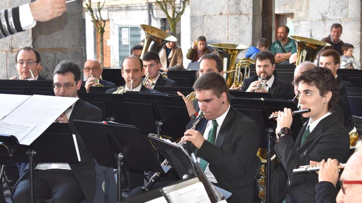 Inauteri kontzertua Musika Bandak, otsailaren 12an