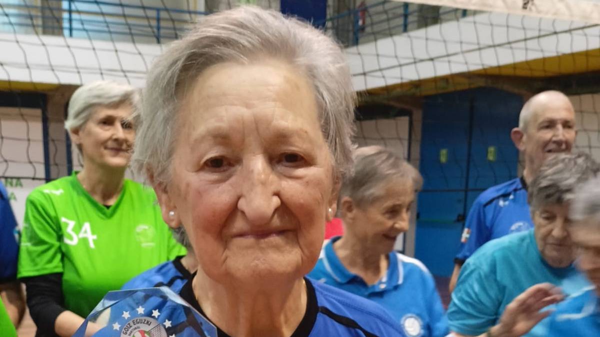 Atsedenaren aurretik, Martina Alkaini omenaldia