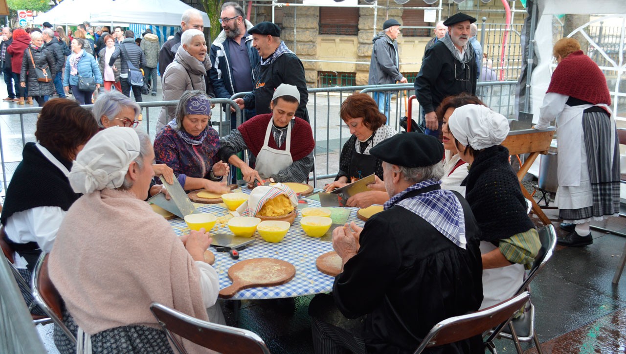 8328 errifak, saria