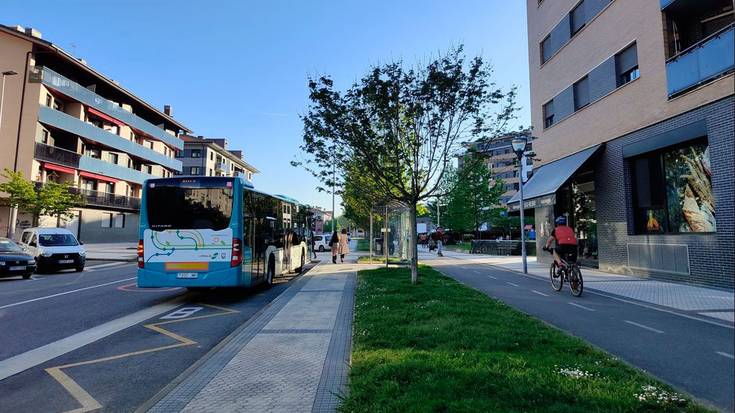 Azken bi urtetako autobus zerbitzu publikoaren errepasoa, kexak eta iritziak