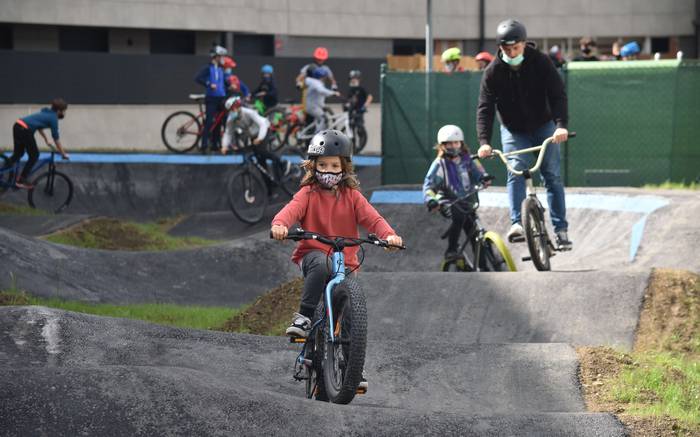 Gaurtik ostegunera arte pump track ikastaroa, Arrobitxuloko pistan