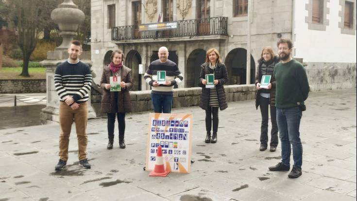 400 euroko saria, gidabaimena euskeraz prestatu eta lortu zutenentzat