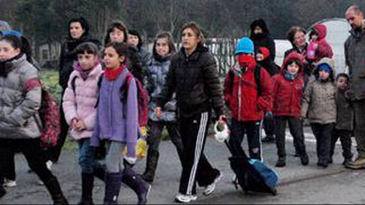 60 bizilagun, bide seguru bat eskatzen