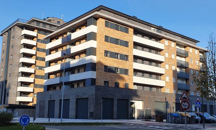 Izenematea irekita, alokairu sozialeko etxebizitzen zozketan